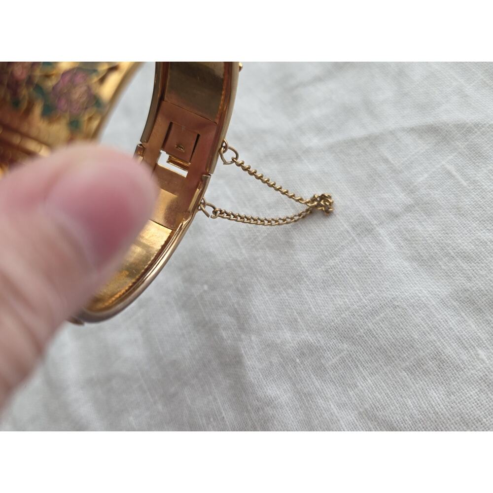 Gold Tone Hinged Bangle Bracelet With Cloisonné Butterflies & Safety Chain - Picture 7 of 12